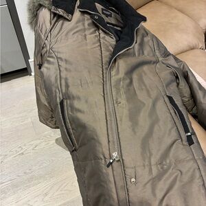Brown Puffer Jacket with Fur Trim